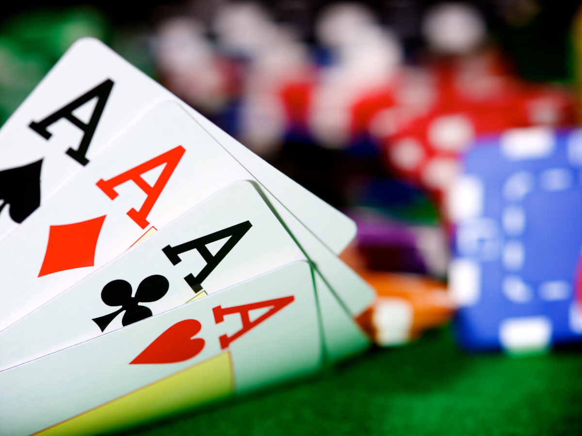 12 Jenis Permainan Judi Kartu yang Populer di Dunia